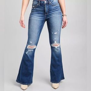 BKE Parker High Rise Super Flare Jeans. Size 26 X 33 1/2. Distressed.